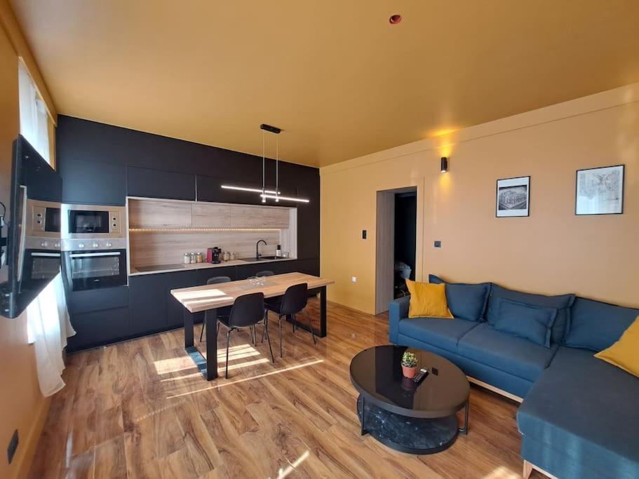 Apartamento Geneve - Logement Fastueux Reims Exterior foto