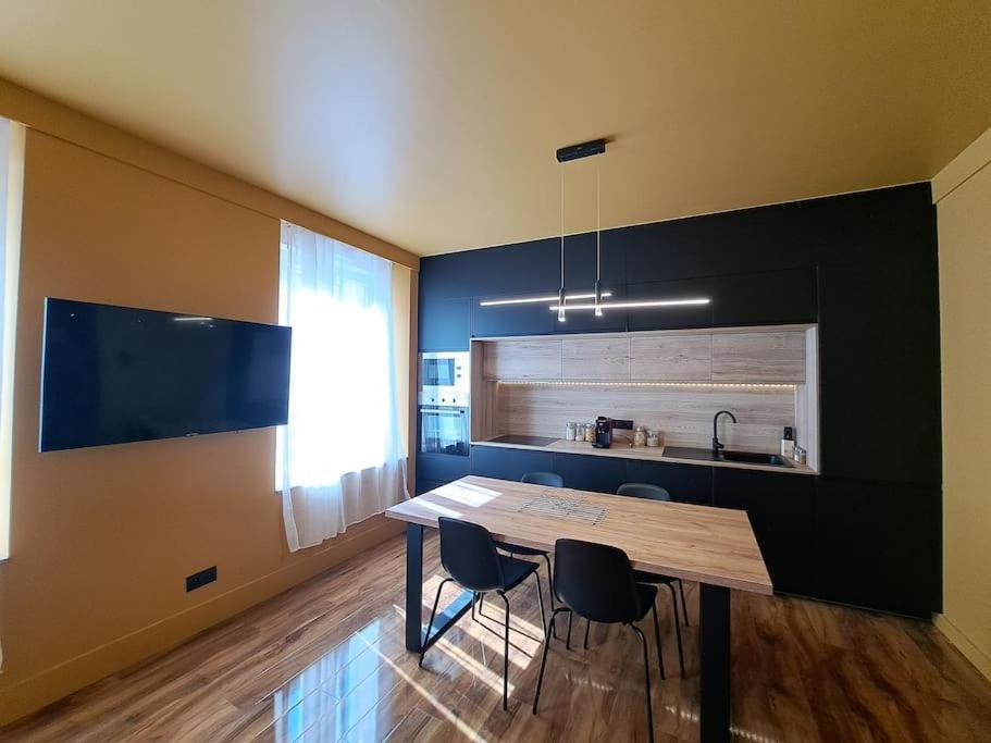 Apartamento Geneve - Logement Fastueux Reims Exterior foto